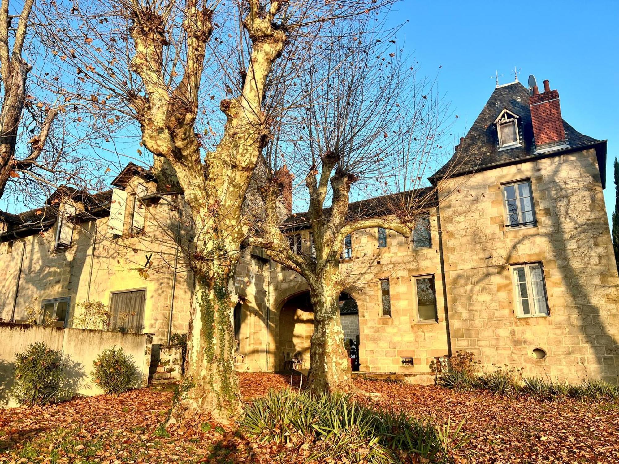 Hotel Chateau De Lacan Brive-la-Gaillarde Exterior photo