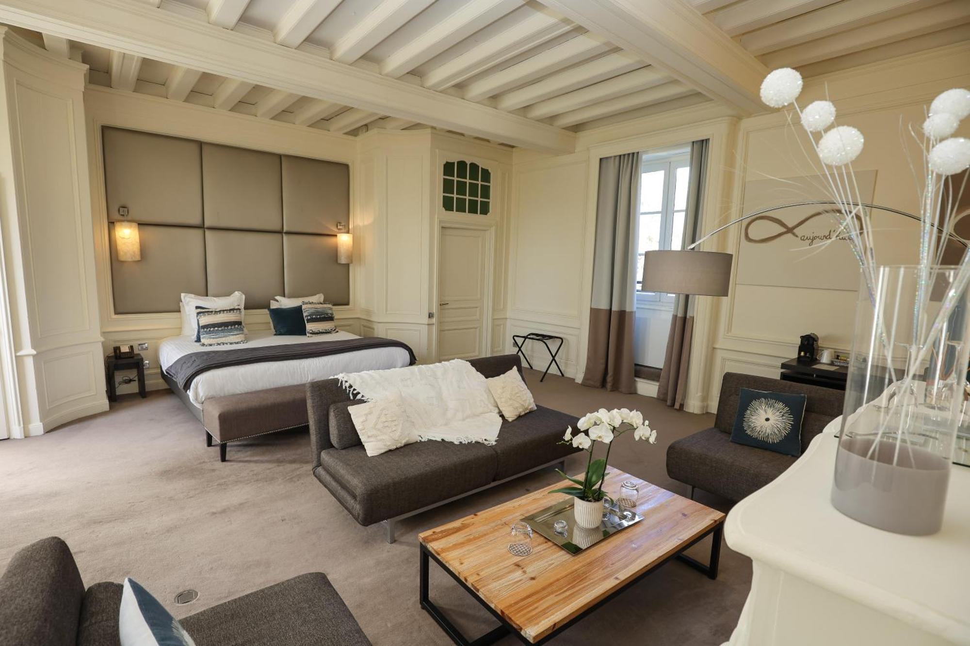 Hotel Chateau De Lacan Brive-la-Gaillarde Exterior photo